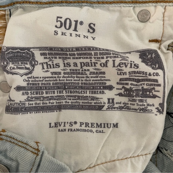 Women's LEVIS JEANS SMALL - Picture 2 of 8